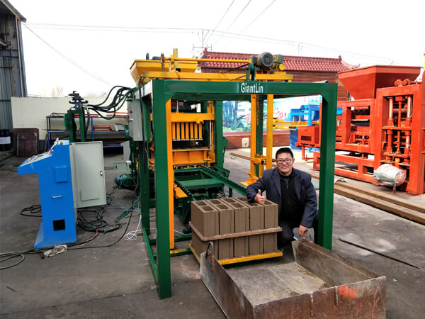 QT4-18 Automatic block machine for 6 inch block and pavers
